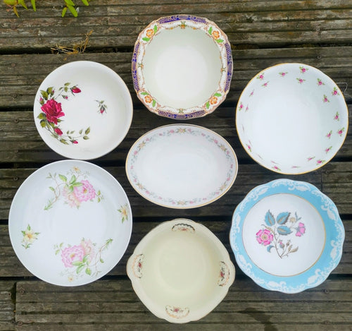 4 x Vintage Mismatched Large Oval / Round Serving Bowls Dishes