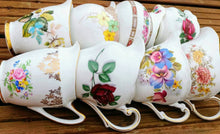 Load image into Gallery viewer, 12 x Vintage Mismatched Milk Jugs &amp; Creamers Tableware